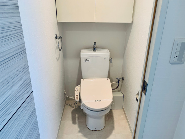エスティ・ロアール神戸西のトイレ写真