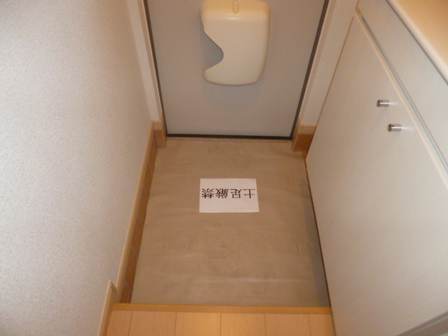 ラ フォーレ 西砂の玄関写真