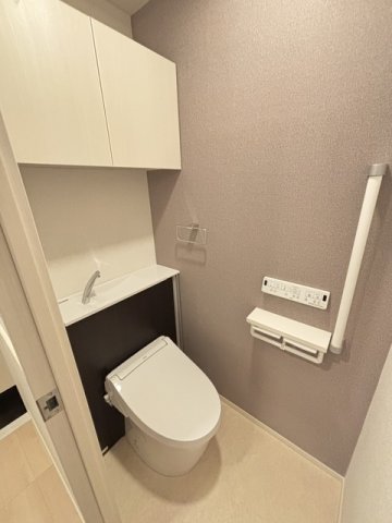 トイレ　シンプルで使いやすいトイレです
