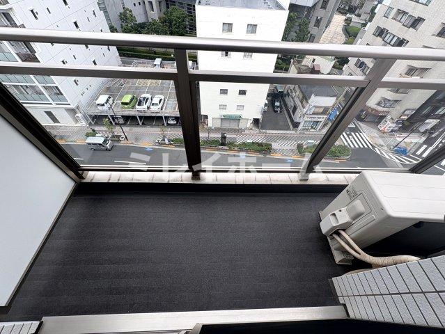 バルコニー　同建物内、別のお部屋の参考写真になります。