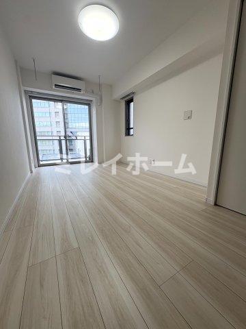 居室・リビング　同建物内、別のお部屋の参考写真になります。