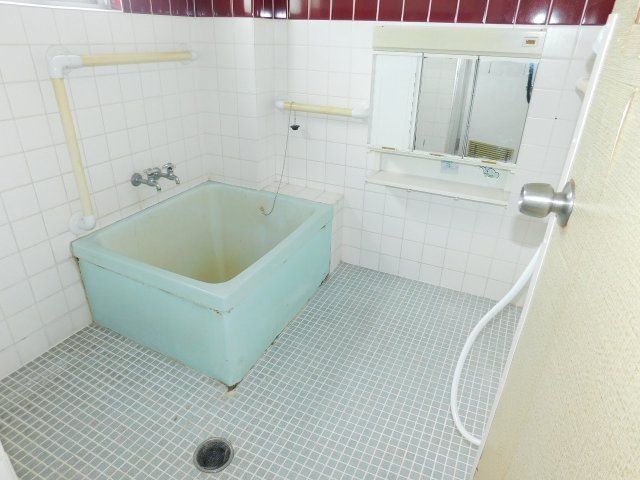 バス・シャワールーム　※同建物別室参考写真 ※現状を優先とします（内装設備が異なる
