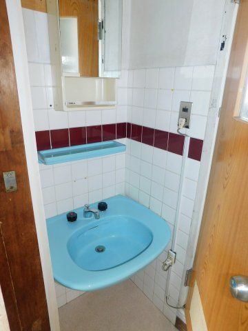 洗面設備　※同建物別室参考写真 ※現状を優先とします（内装設備が異なる