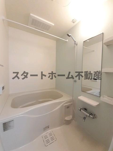 バス・シャワールーム　日々の疲れを癒すお風呂付です 物件の外観です