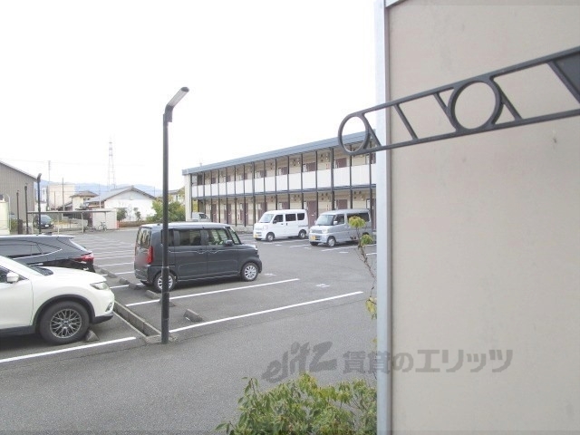 バルコニー　物干しのみ