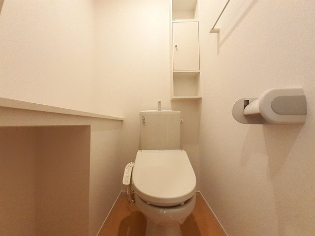 トイレ　トイレもきれいです