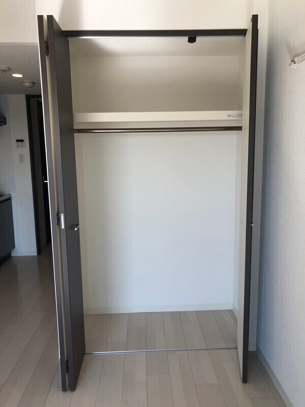 エストゥルースプラスサウス大阪の内装写真
