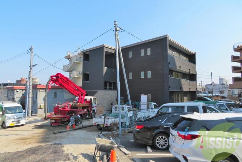 【アリュール愛宕橋の駐車場】