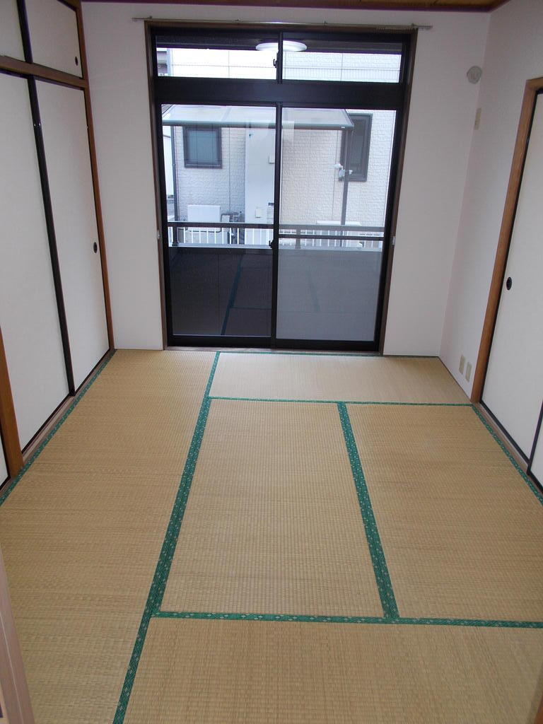 その他部屋・スペース　日当たり良好の和室