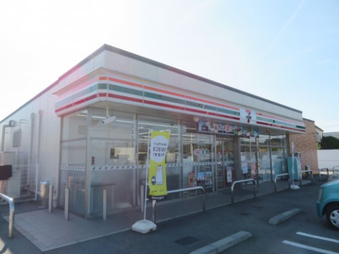 コンビニ　セブンイレブン宇都宮西店（コンビニ）まで462m