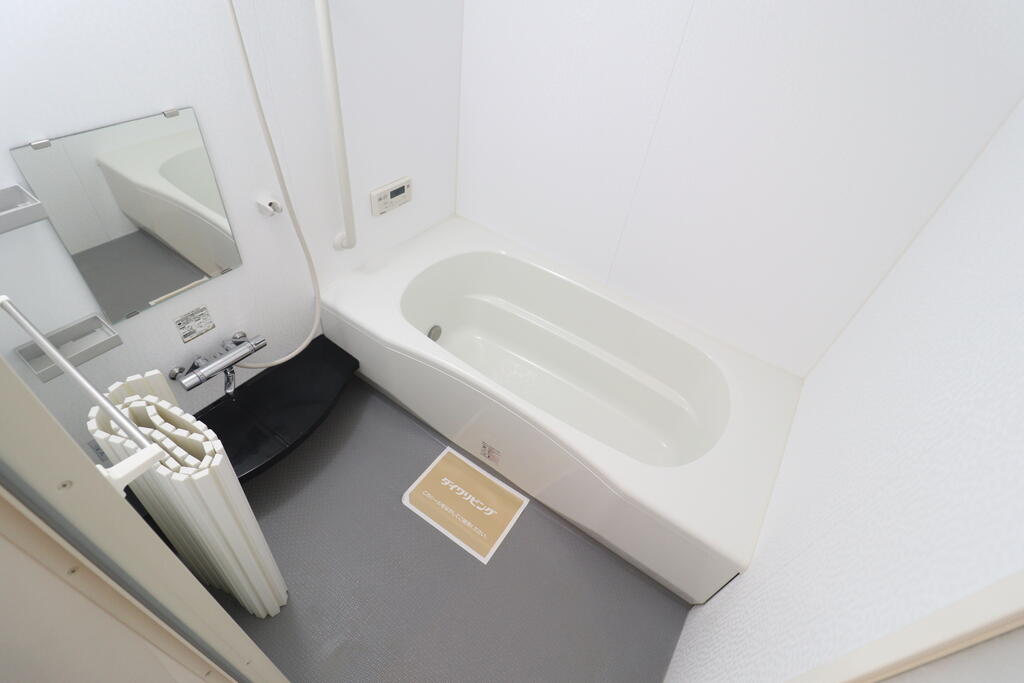 バス・シャワールーム　浴室です☆