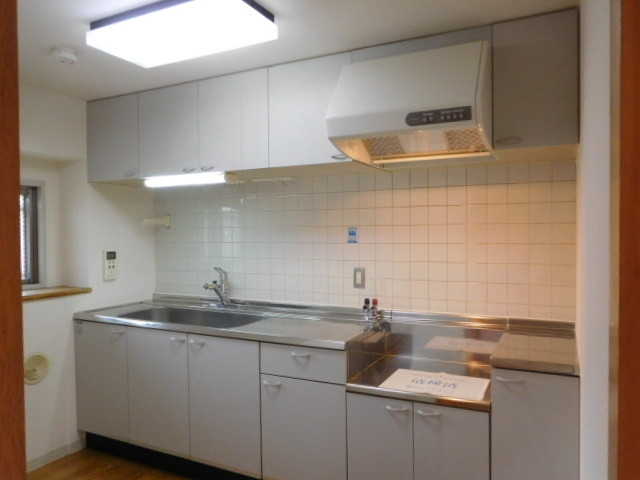 キッチン　メッチャ広いキッチンです。お料理も楽しみになります