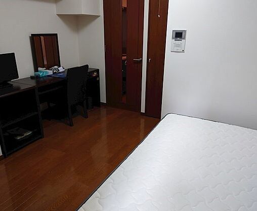 居室・リビング　別号室参考写真