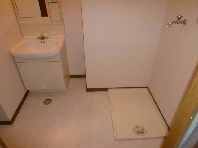 洗面設備　洗面化粧台付き！