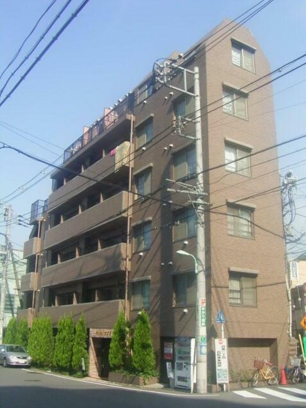 建物外観　鉄筋コンクリート造　6階建