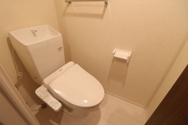 【福島市渡利のアパートのトイレ】