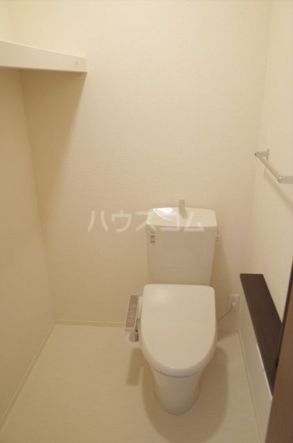 【安城市南町のアパートのトイレ】
