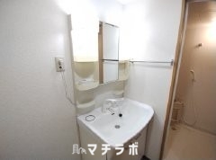 【名古屋市千種区城山町のマンションの洗面設備】