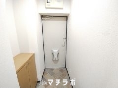 【名古屋市千種区城山町のマンションの玄関】