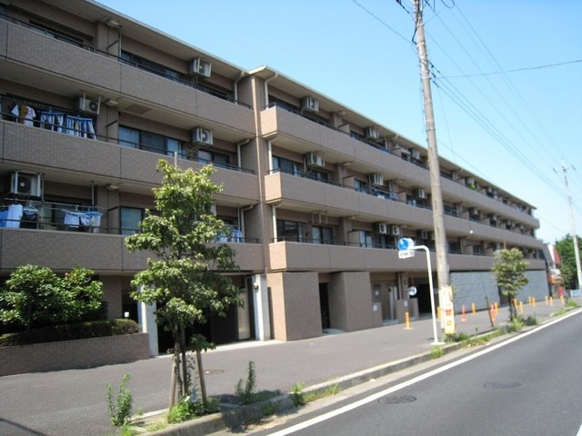 コスモつきみ野の建物外観