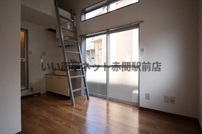 居室・リビング　※現況優先