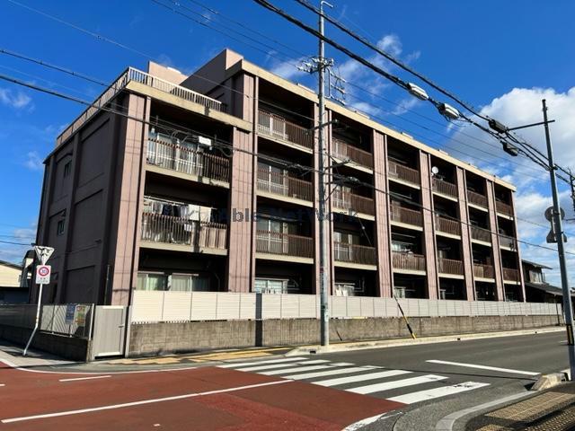 岐阜市市橋のマンションの建物外観