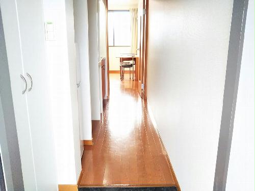 玄関　同タイプの写真です。