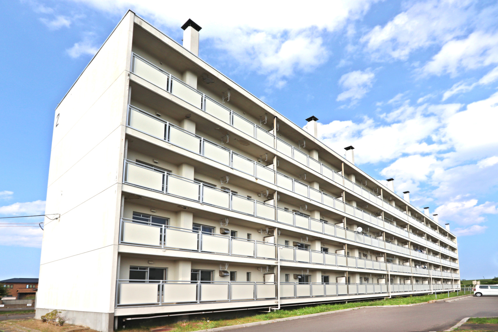 根室市駒場町のマンションの建物外観