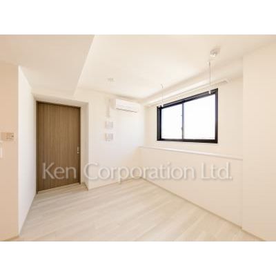 居室・リビング　同タイプ10階のお部屋を撮影。仕様が異なることがあります。