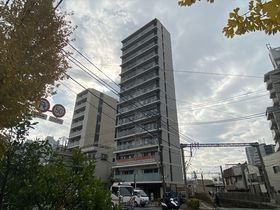 北区滝野川のマンションの建物外観