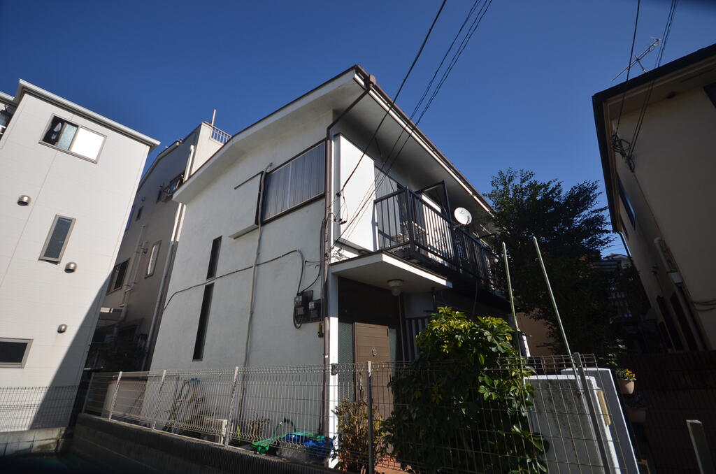 品川区小山台のアパートの建物外観