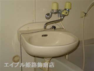 洗面設備　写真は反転のお部屋です