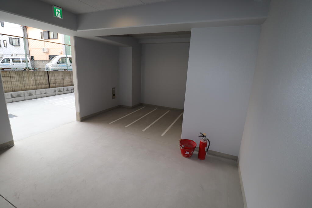 その他共有部分　駐輪場を撮影