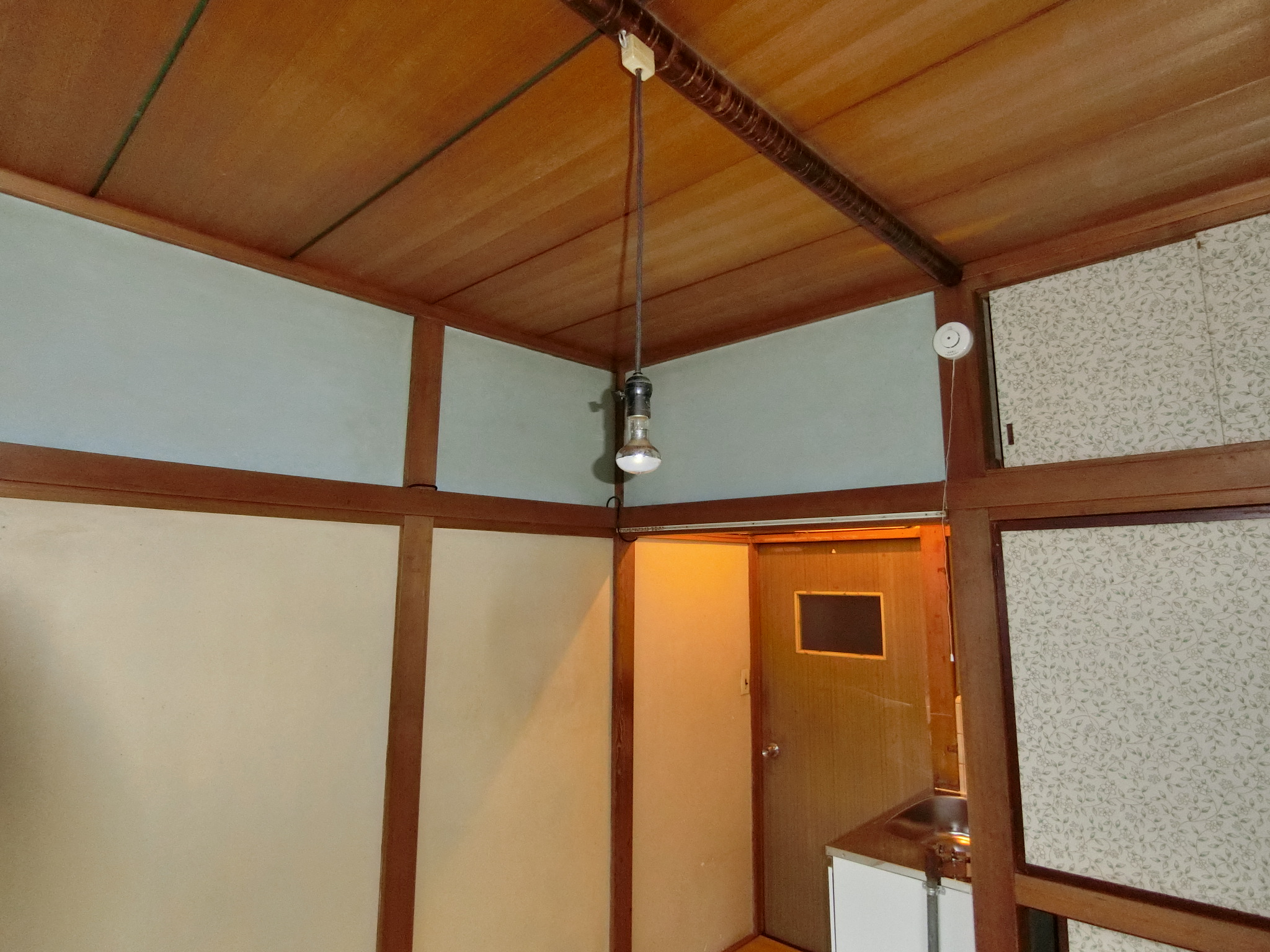 その他設備　裸電球以外も取り付け可