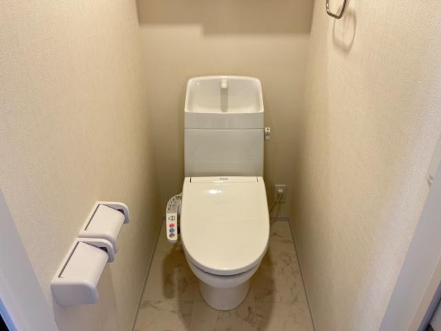 トイレ　シャワー付トイレ