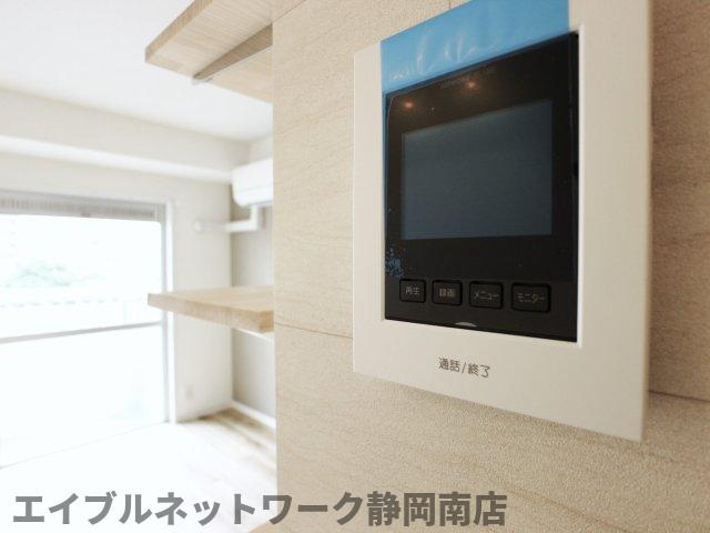 トイレ　落ち着いたトイレです