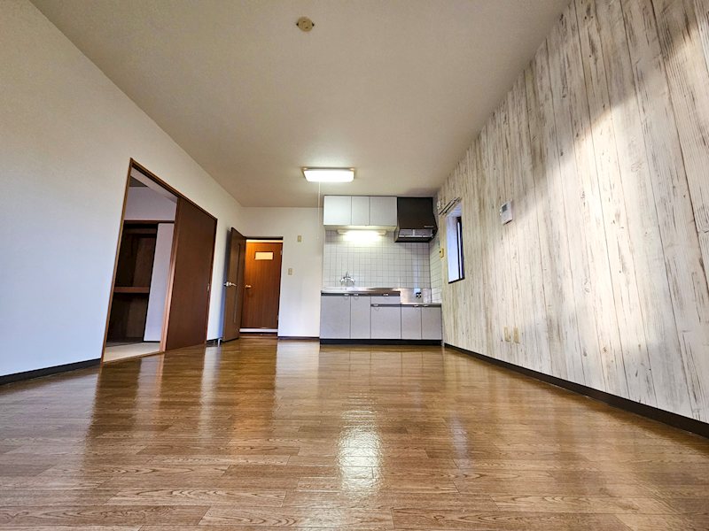 居室・リビング　アクセントクロス