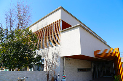 幼稚園・保育園　すみれ認定こども園（幼稚園・保育園）まで652m