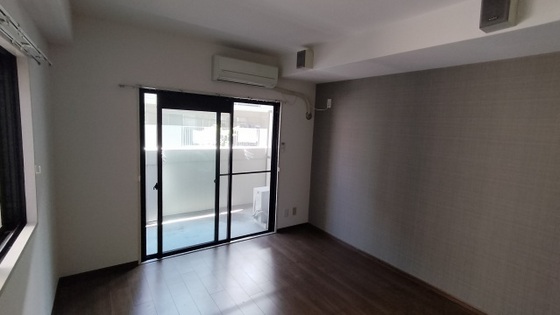 居室・リビング　※他部屋の写真です。