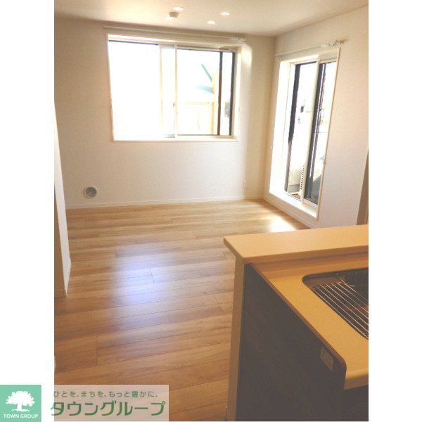 居室・リビング　現地待ち合わせ歓迎♪お問合せはタウンハウジングまで！