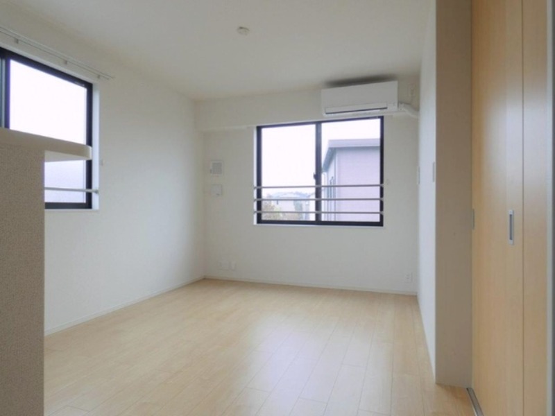 居室・リビング　図面と現状に相違がある場合には現状を優先