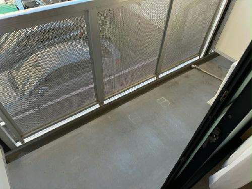 バルコニー　現況優先