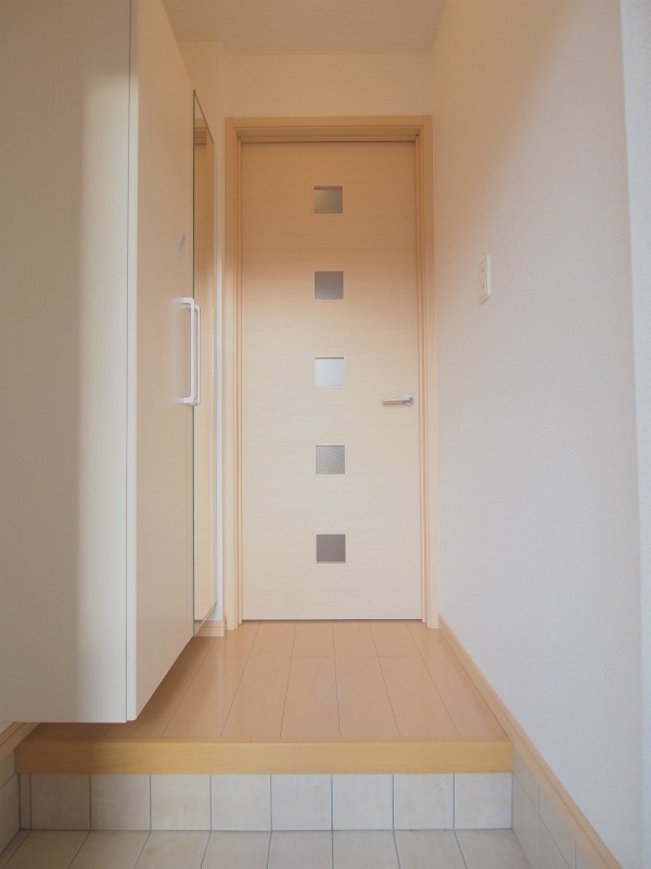 玄関　※反転タイプの間取り