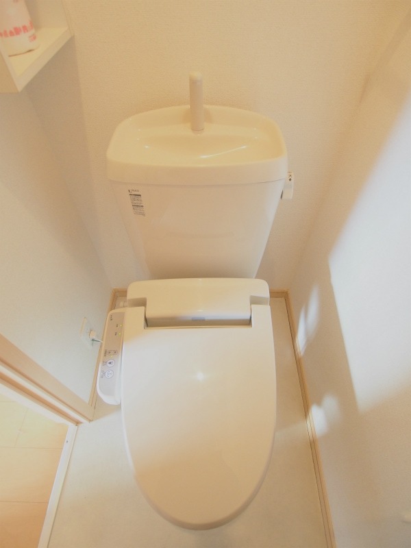 トイレ　※反転タイプの間取り