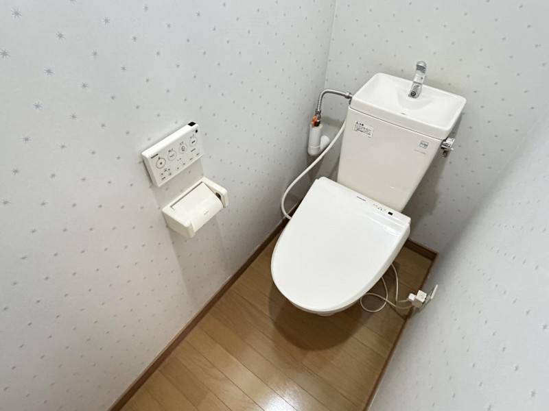 トイレ　トイレ