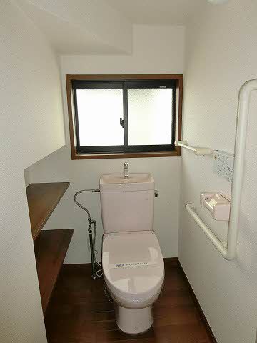 トイレ　温水洗浄便座♪