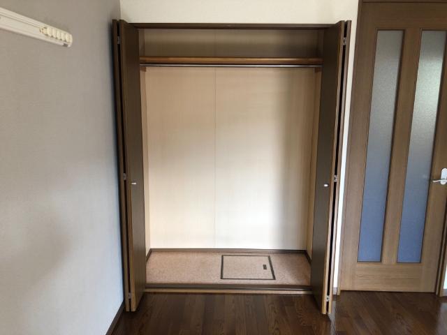 収納　クローゼット