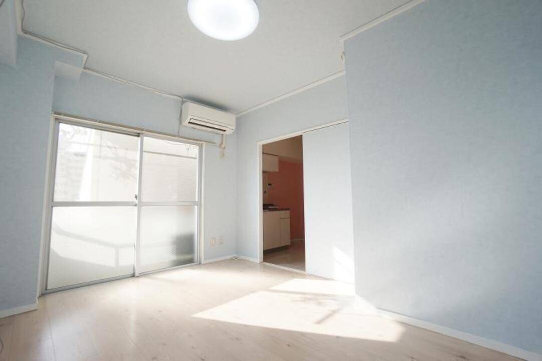 居室・リビング　リビング