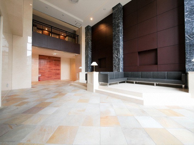 ロビー　エスティメゾン京橋　ロビー