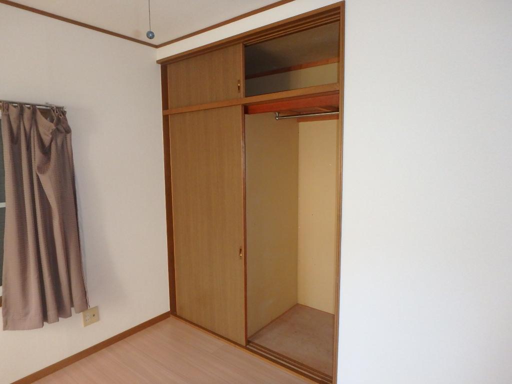 収納　クローゼット